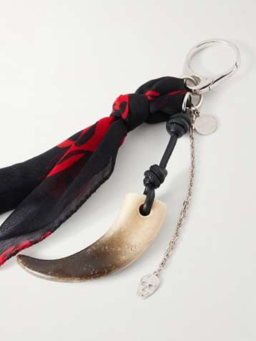 Two-tone leather pouch keychain reference
